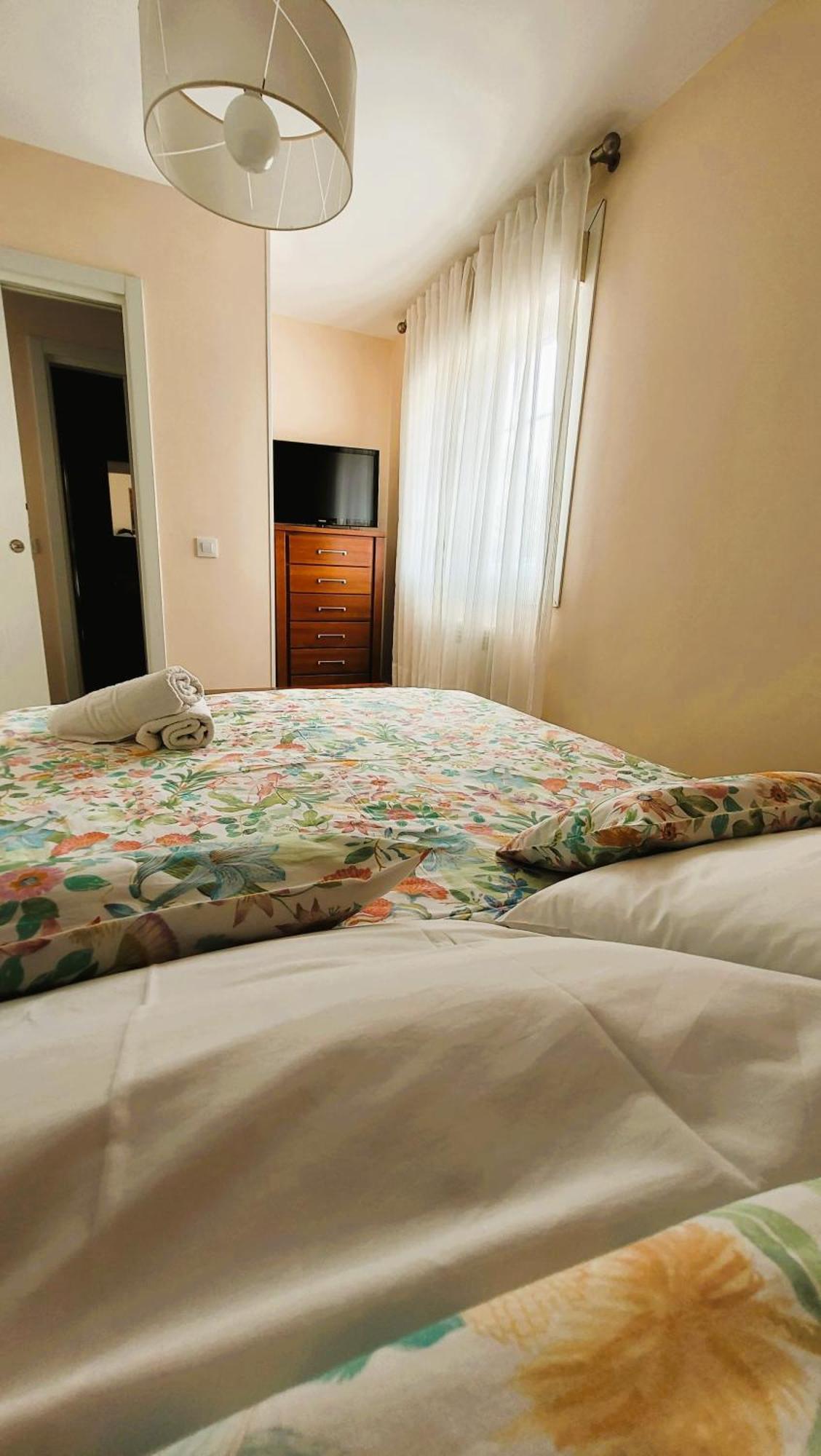 Besbello Suites Apartamento Santiago de Compostela Ngoại thất bức ảnh